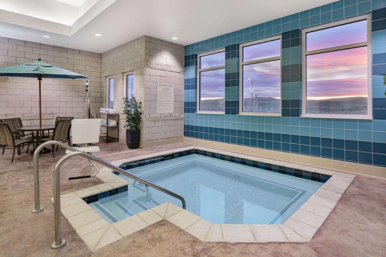 Hawthorn Extended Stay By Wyndham Дикинсън Екстериор снимка